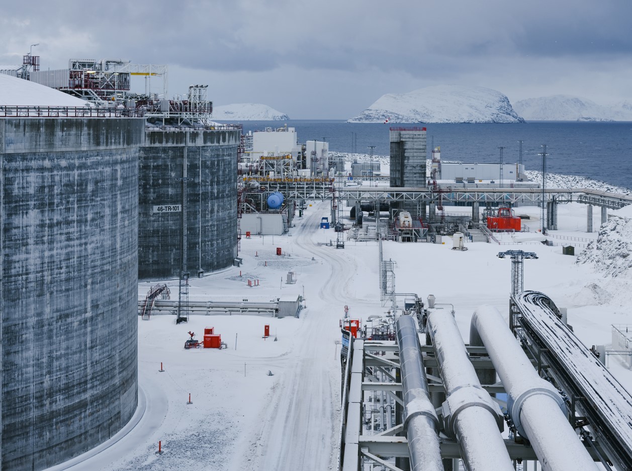 Estonia's Eesti Gaas secures winter LNG supplies from Norway's Equinor