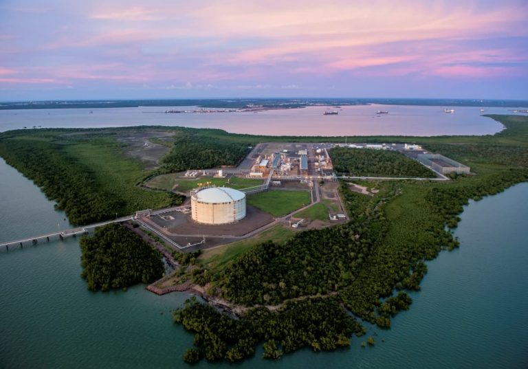 Australia’s Santos takes FID on Darwin pipeline duplication project