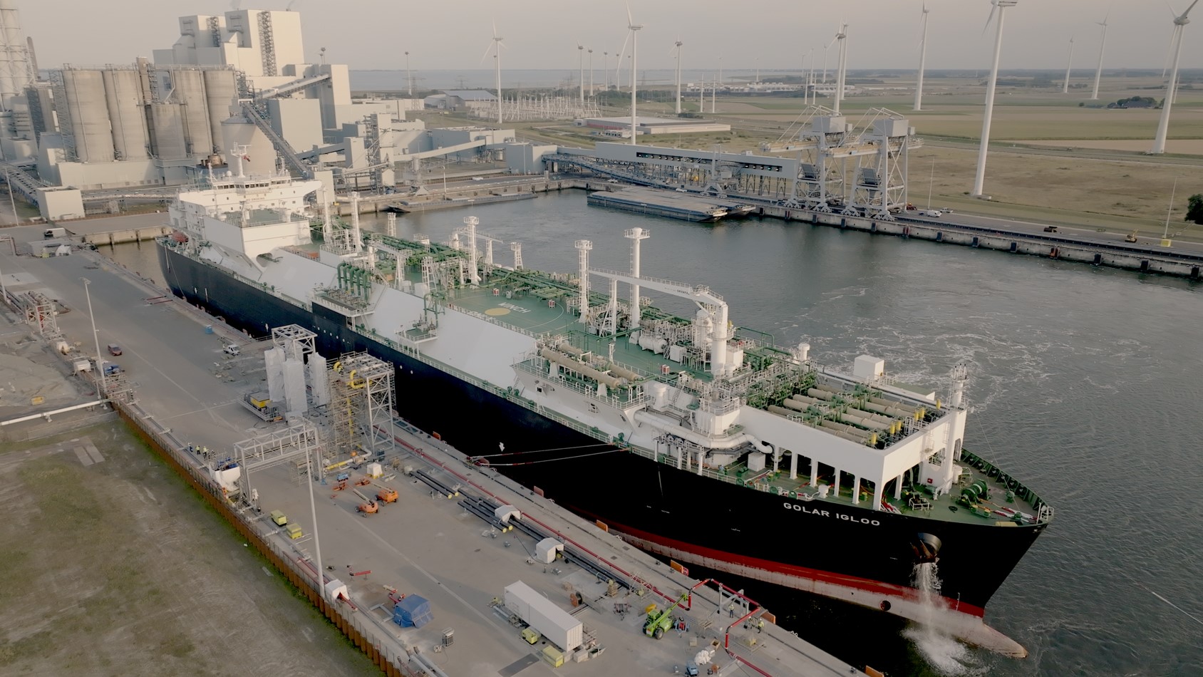 First FSRU arrives in Eemshaven to start serving Gasunie's LNG import hub
