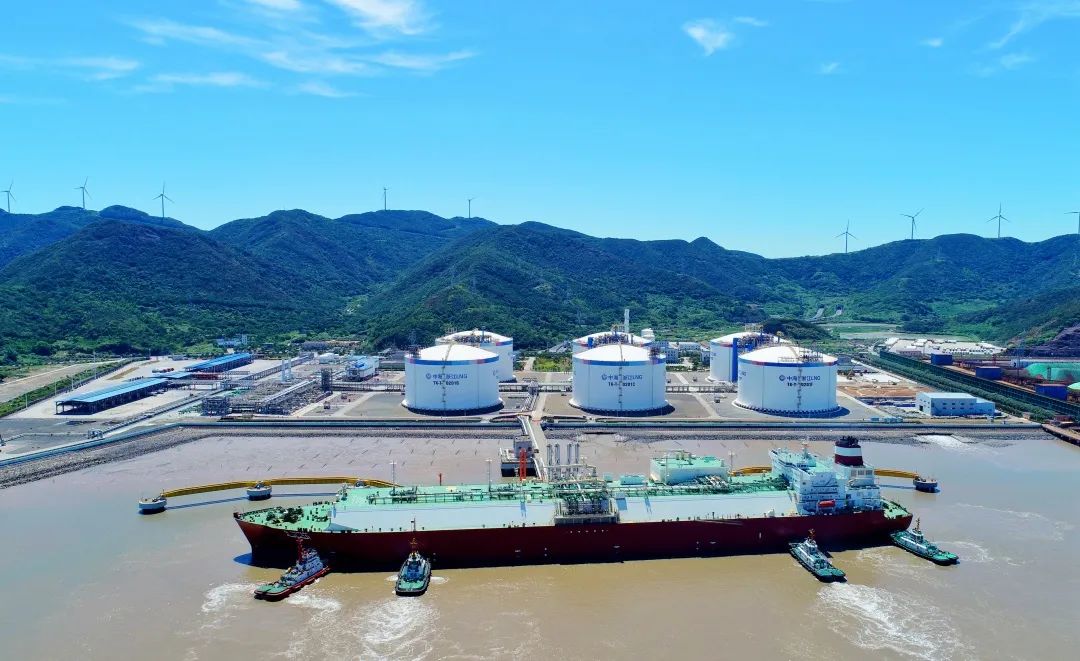 China’s January-August LNG imports dip 21.3 percent
