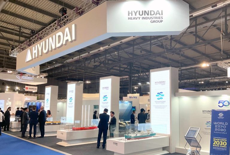 Hyundai gets OK from ABS for LNG-powered CO2 carrier
