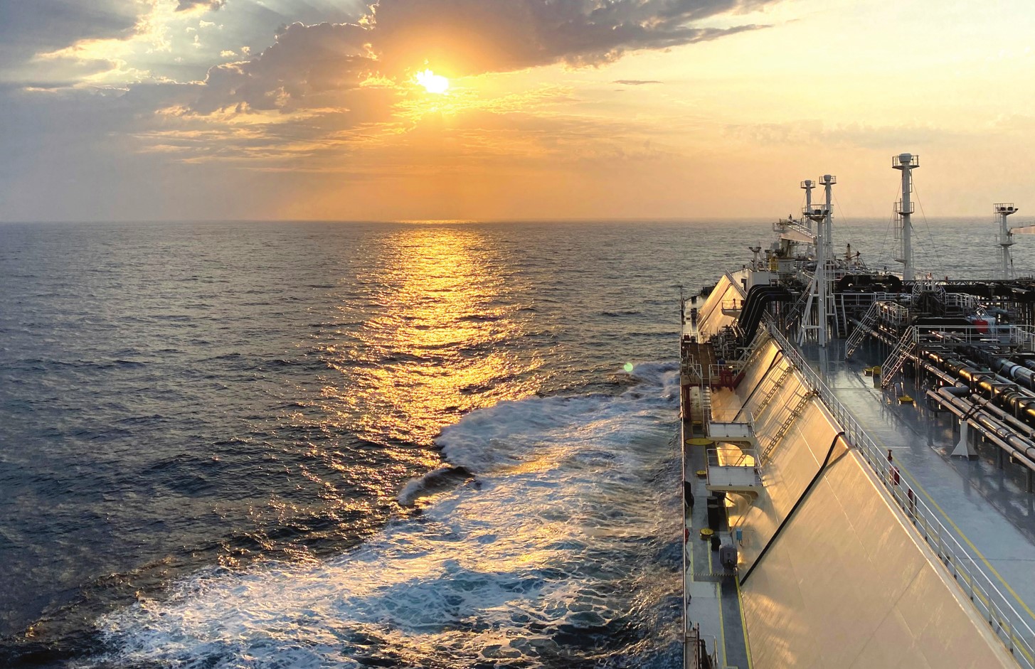 CoolCo wraps up purchase of LNG carrier quartet
