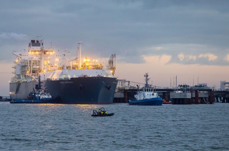 Germany's first LNG import terminal launched in Wilhelmshaven