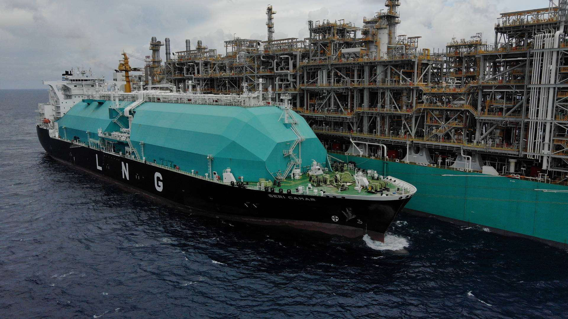 Samsung Heavy and JGC score FLNG contract from Petronas