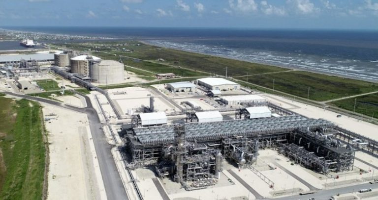 Freeport LNG gets FERC approval to begin restart of Texas plant