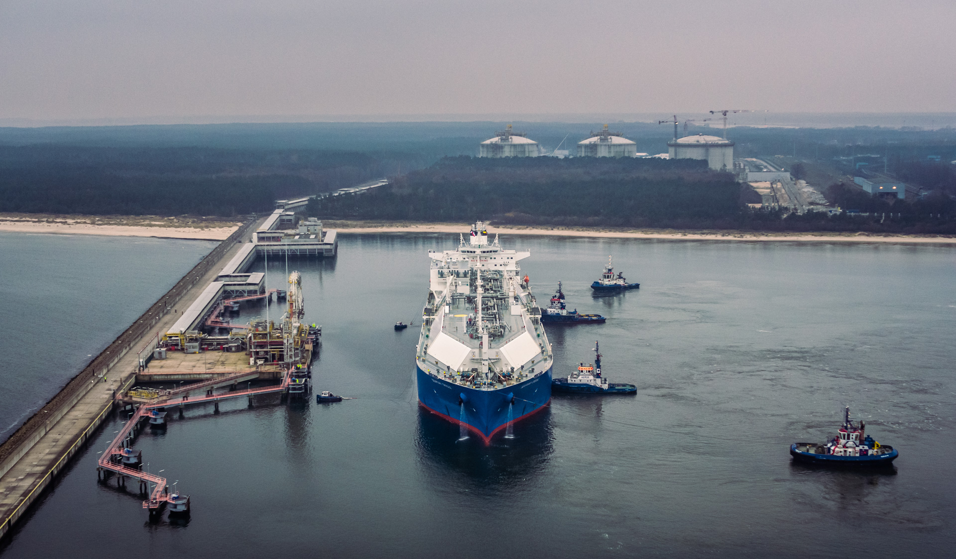PKN Orlen Polish LNG imports rose 57 percent in 2022