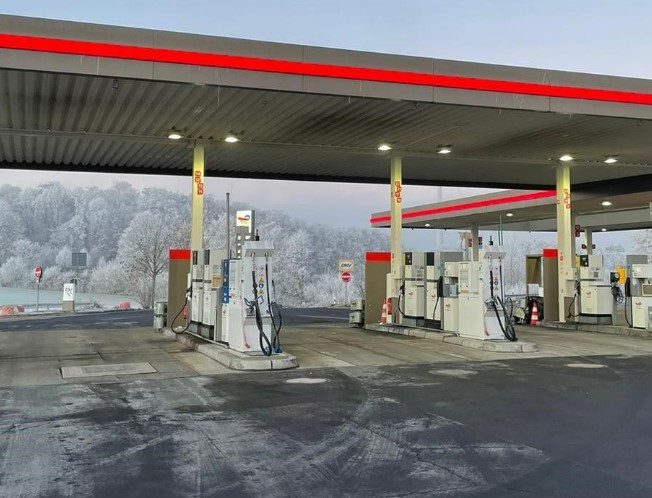 PitPoint.LNG launches new German fueling station
