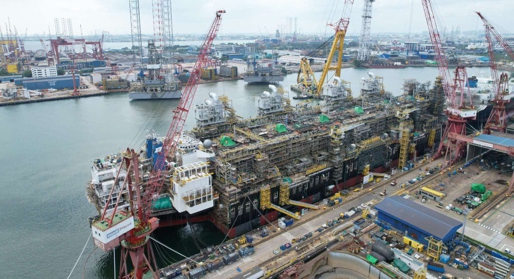 Golar secures vessel for FLNG conversion