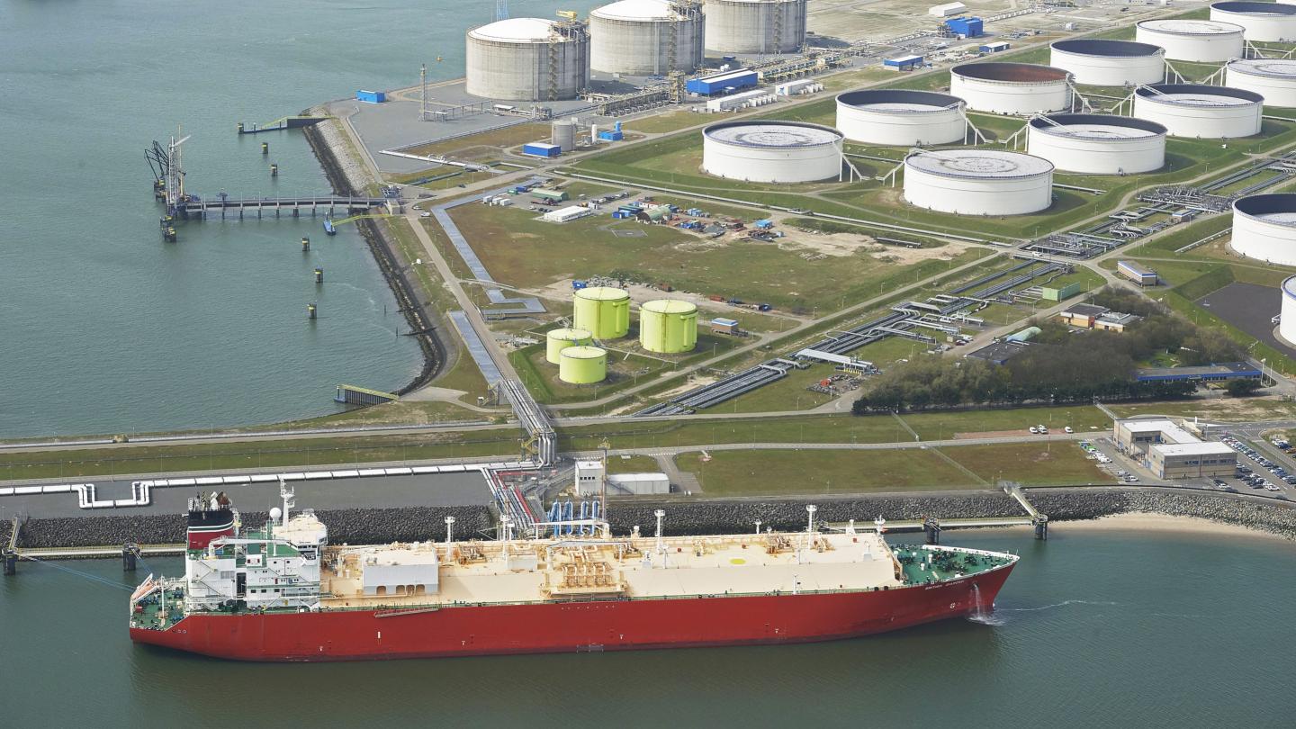 Rotterdam LNG throughput rose 64 percent last year