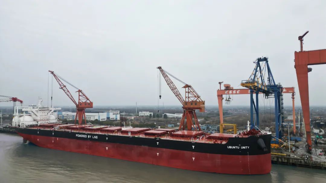 SWS delivers LNG-powered bulker to Greece's Maran Dry