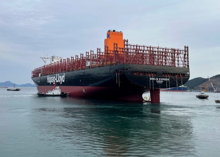 Shell to fuel Hapag-Lloyd’s 12 LNG-powered containerships