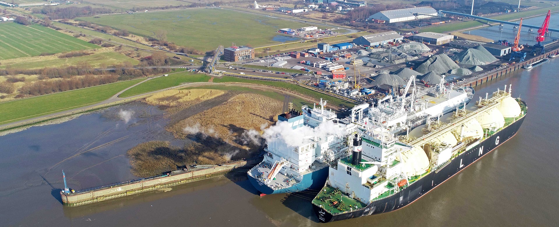Germany's third FSRU terminal starts delivering gas to grid