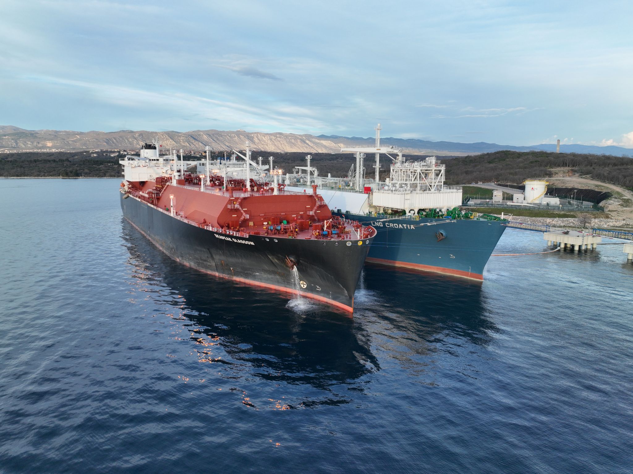 Croatian FSRU gets LNG cargo from Mozambique