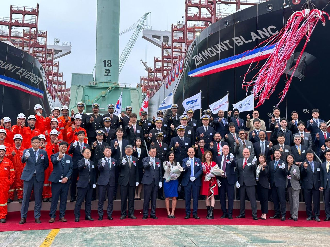 Seaspan, ZIM name two LNG-powered containerships in South Korea