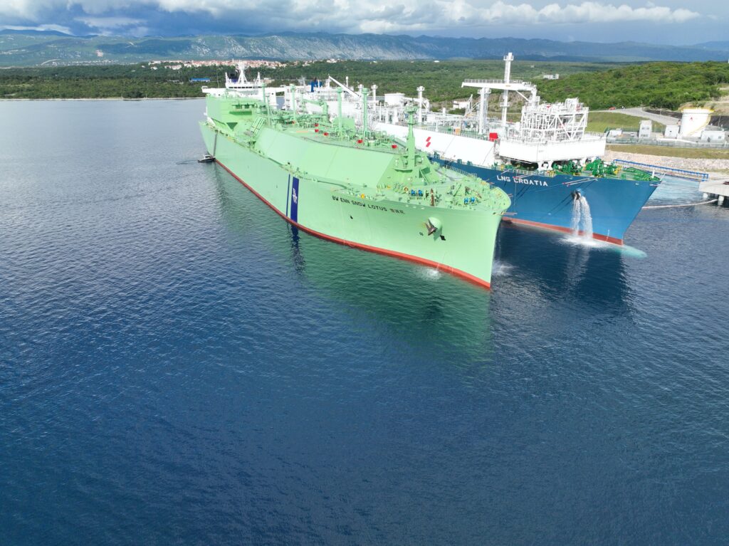 Croatian FSRU gets first LNG cargo from Oman