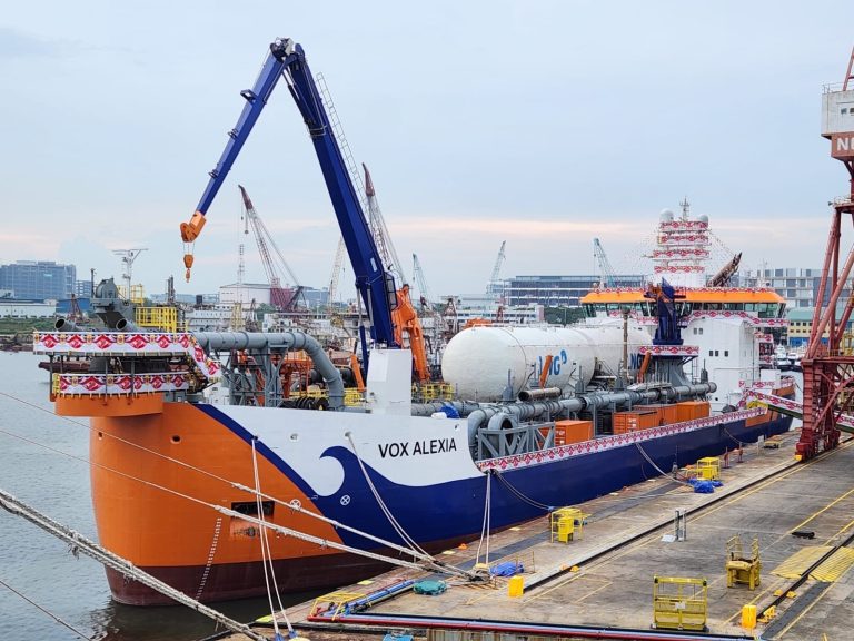 Van Oord welcomes third LNG-fueled dredger in its fleet