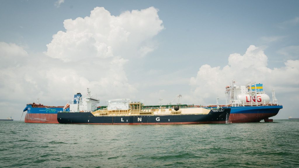 FueLNG’s second vessel completes first bunkering operation