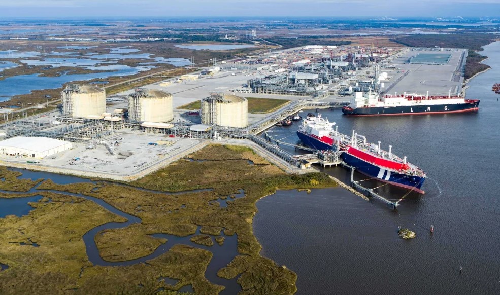 US weekly LNG exports reach 22 cargoes