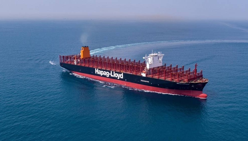 Hapag-Lloyd welcomes second LNG-powered giant in its fleet