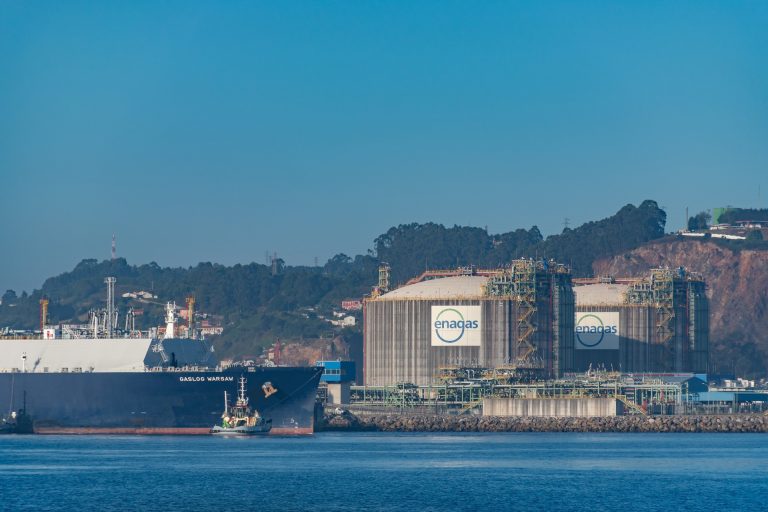 El Musel LNG terminal gets first commercial cargo