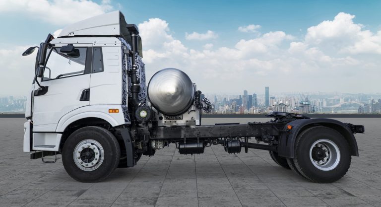 India's Blue Energy wins order for 100 LNG trucks from Concor