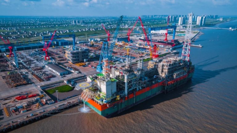 Kosmos Tortue FLNG and FPSO to arrive on location in Q4