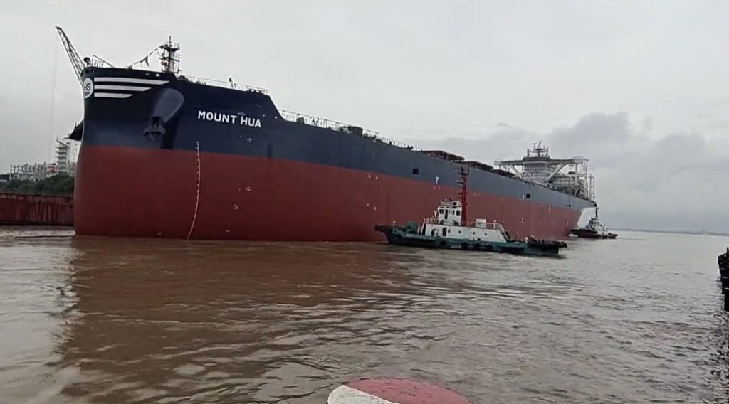 NTS launches Himalaya's LNG-powered bulkers