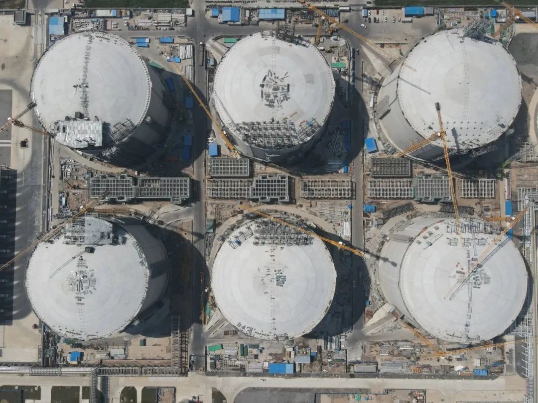 China’s monthly LNG imports continue to climb
