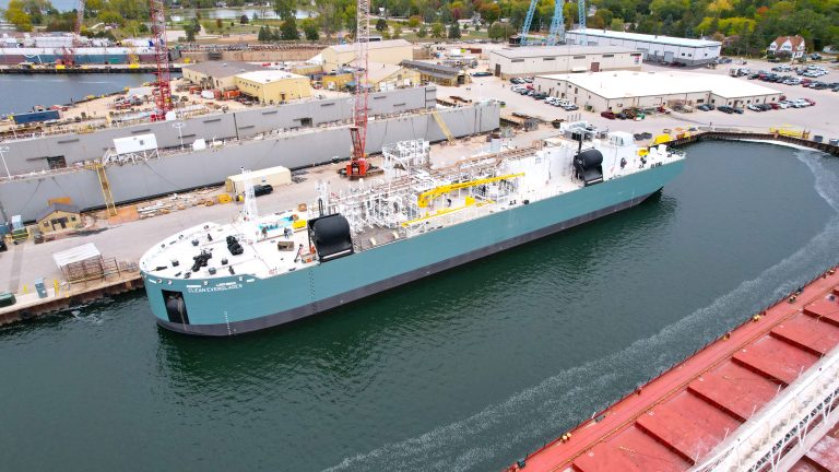 Seaside takes delivery of new LNG bunkering barge