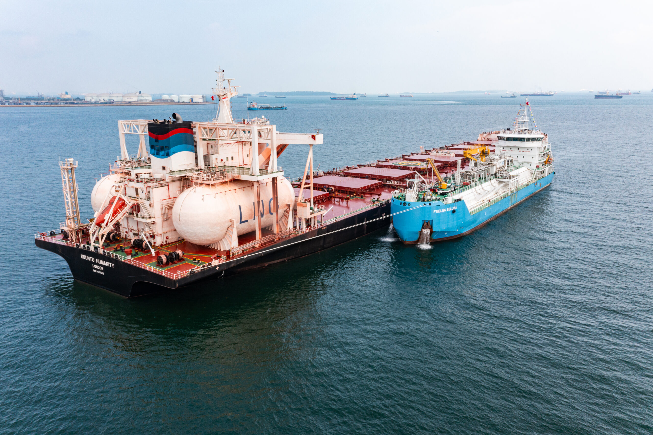 Singapore's FueLNG wraps up 100th STS bunkering op