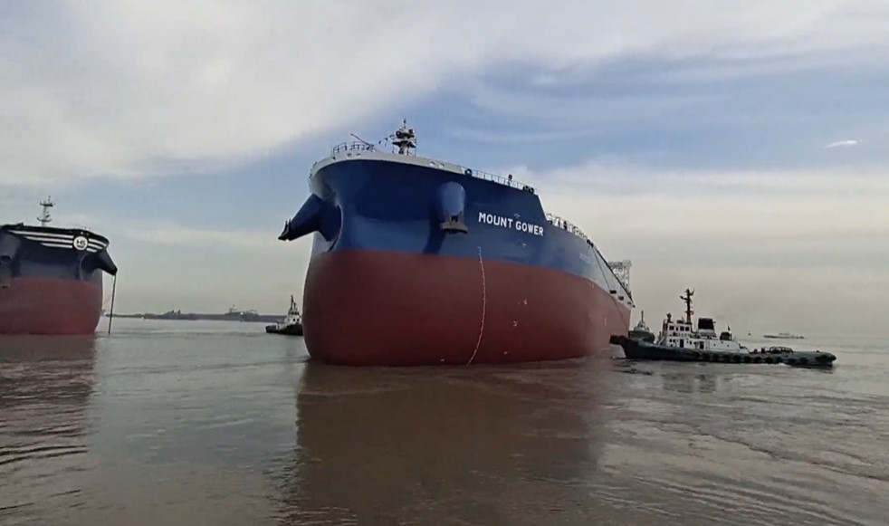 NTS launches LNG-powered bulker for EPS