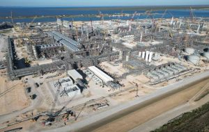 QatarEnergy, ExxonMobil expect first LNG from Golden Pass plant in H1 2025