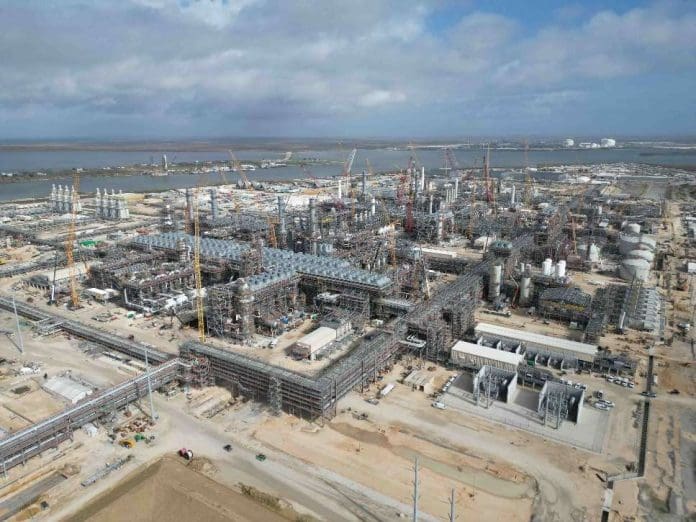 ExxonMobil says Golden Pass plant on track to deliver first LNG in H1 ...