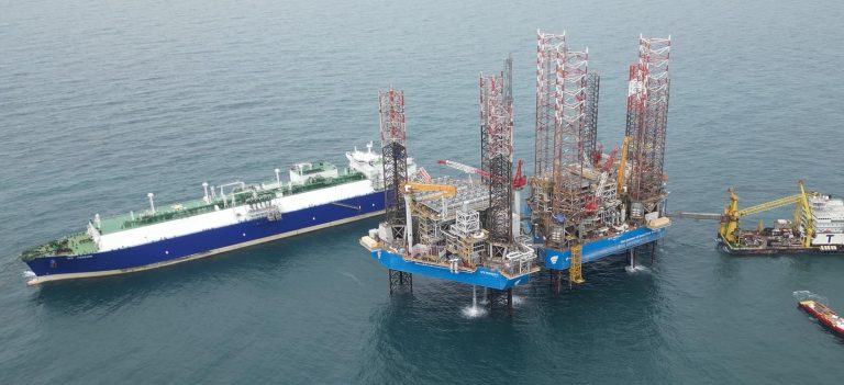 NFE says 'minor mechanical issue' will not affect Altamira LNG launch