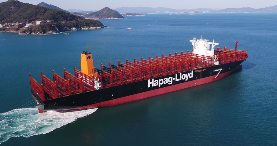 Hapag-Lloyd welcomes new LNG-powered giant in its fleet