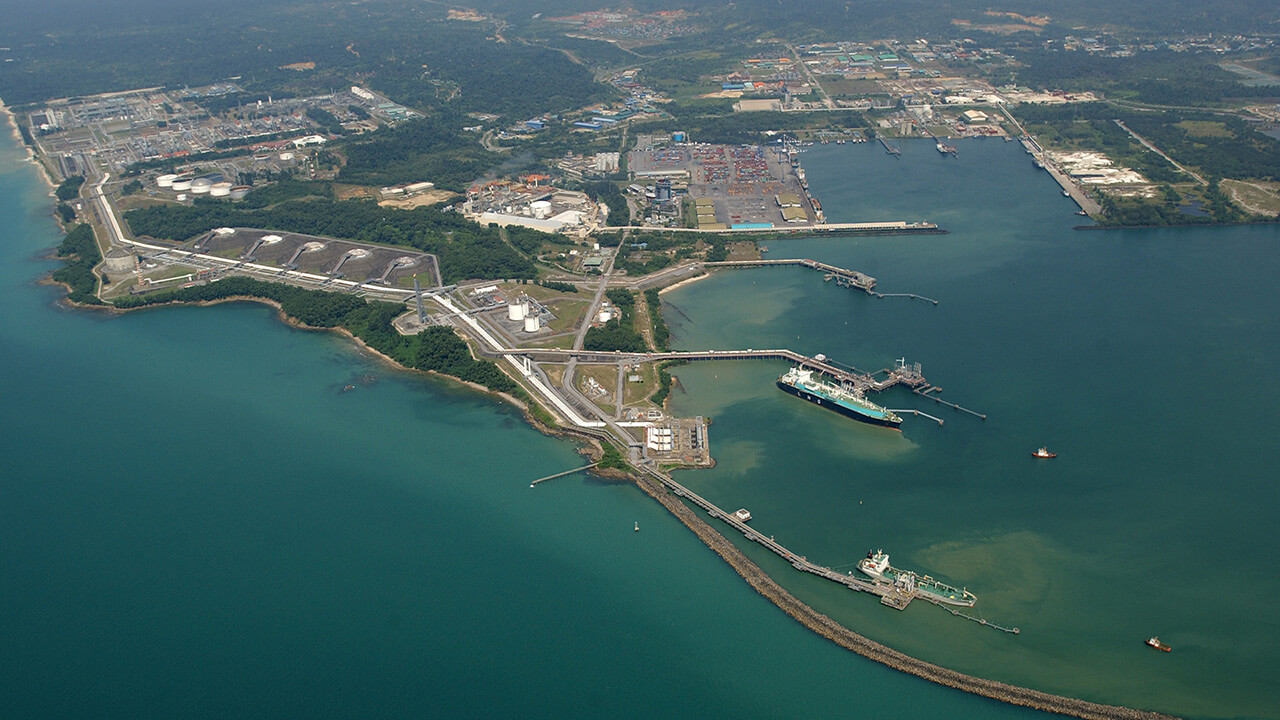 Malaysia's Petronas reports power loss at Bintulu LNG plant