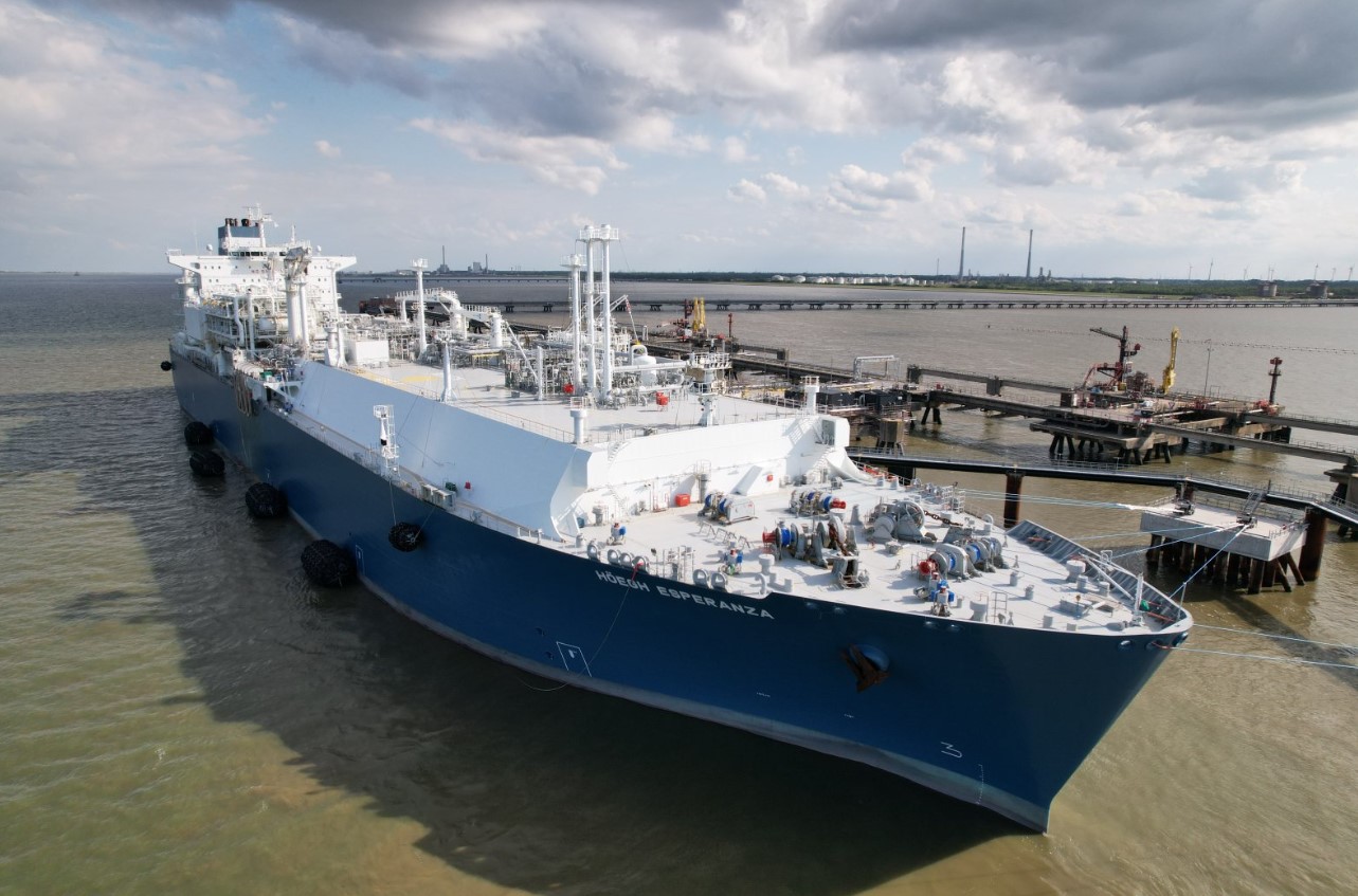 SEFE delivers its first LNG cargo to Germany