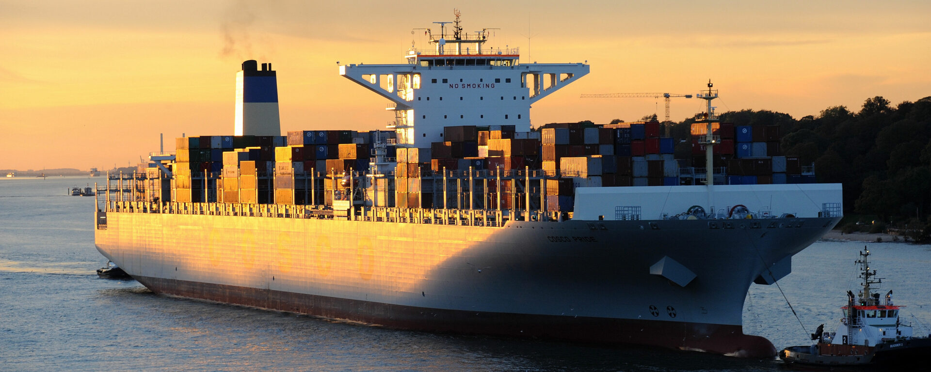 Seaspan eyes order for LNG-powered containerships in China