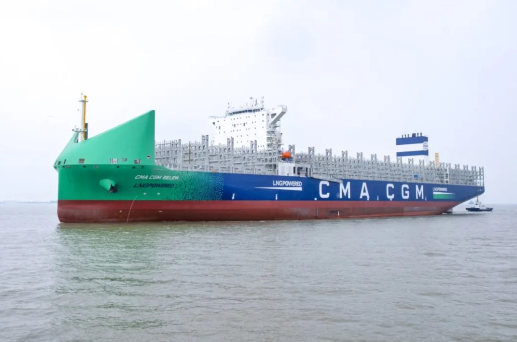 CMA CGM adds another LNG-powered containership to its fleet