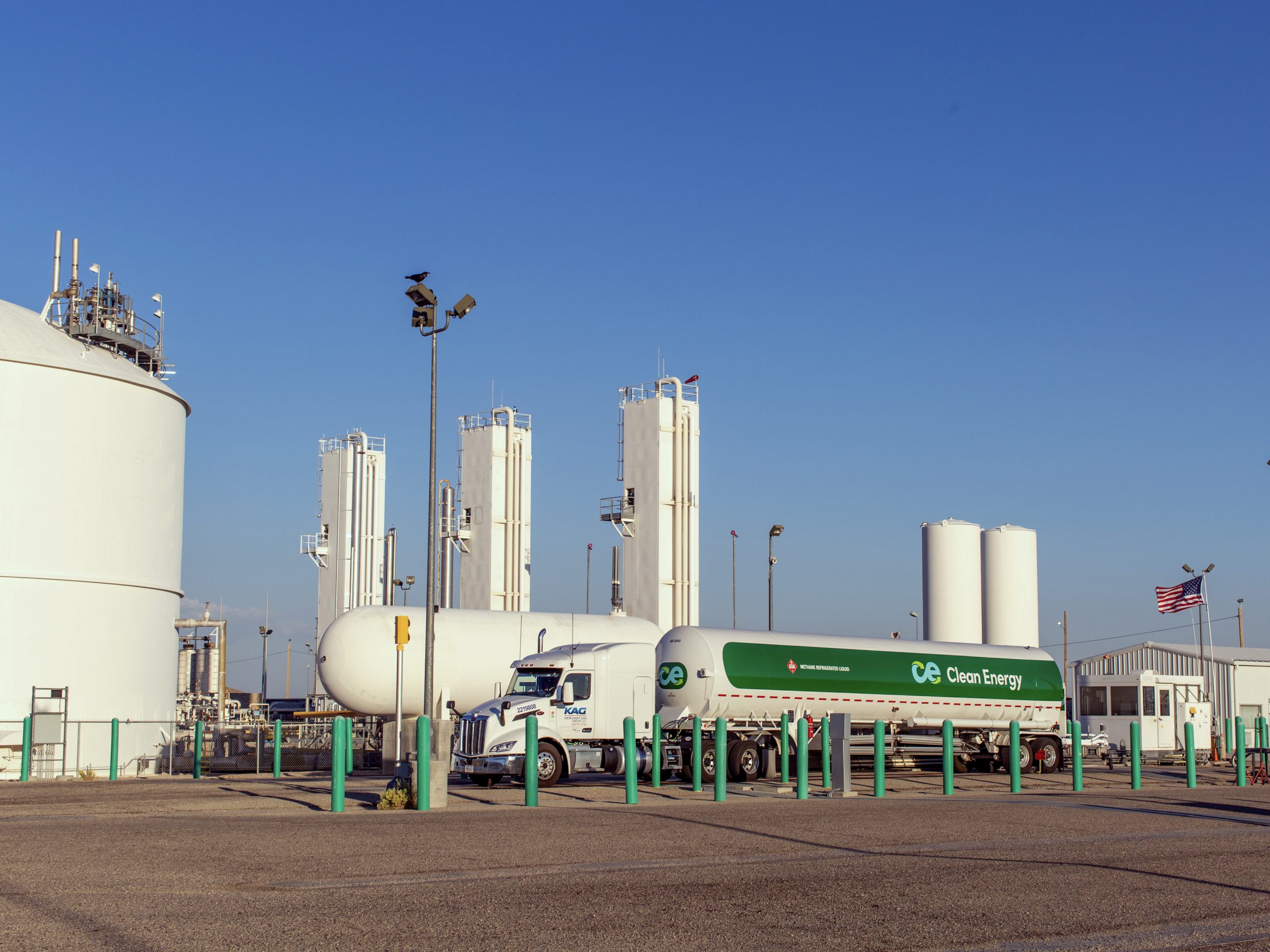 Clean Energy boosts Boron LNG capacity with third train