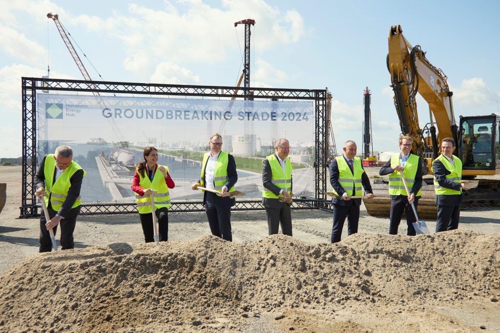 HEH kicks off construction of Germany's first onshore LNG import terminal