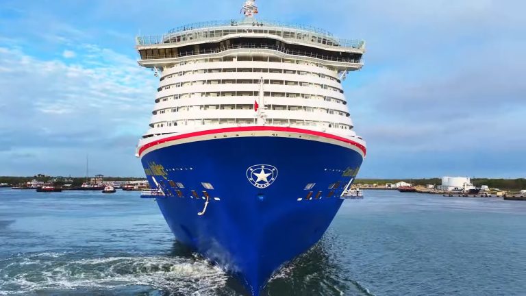 Carnival orders three LNG-powered cruise ships at Fincantieri
