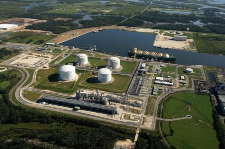 Energy Transfer urges DOE to act on Lake Charles LNG non-FTA approval