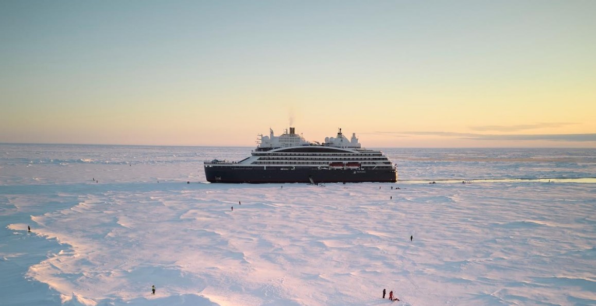 Ponant's LNG-powered vessel in North Pole first