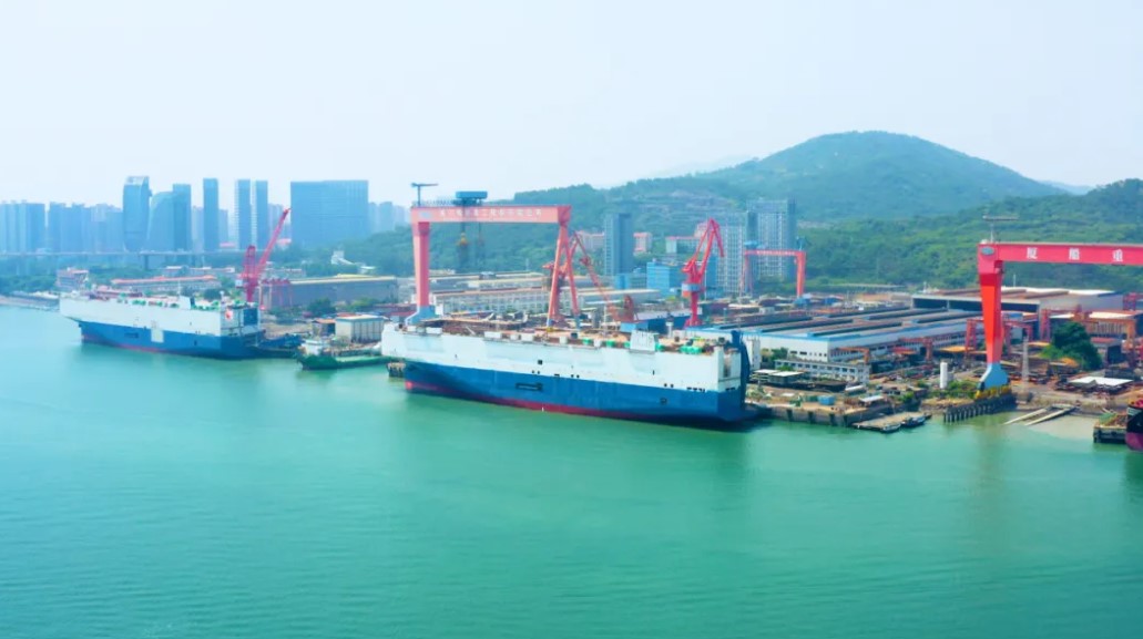 XSI floats out LNG-fueled PCTC for Cosco Shipping’s JV