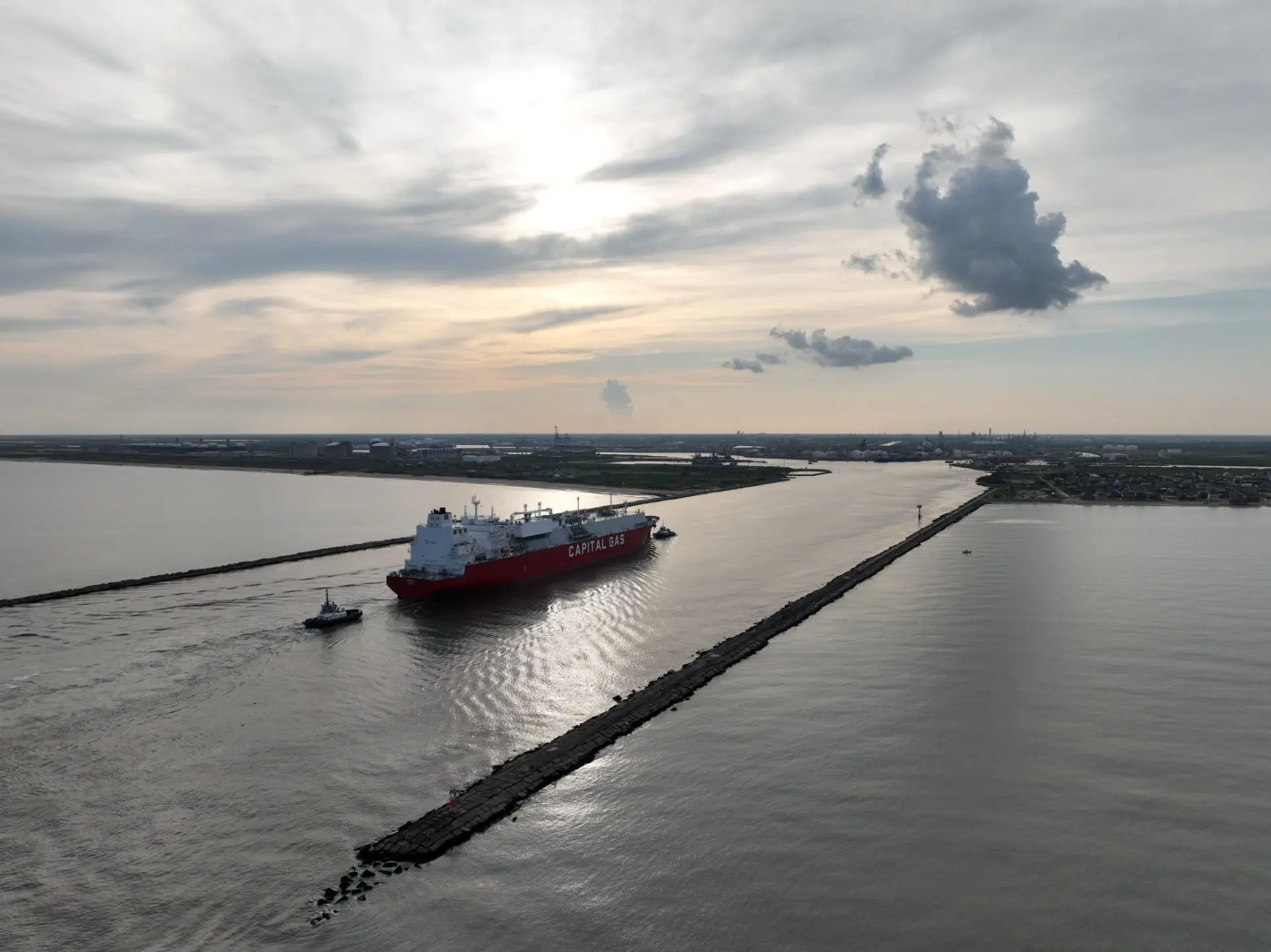 US LNG exports down to 22 shipments