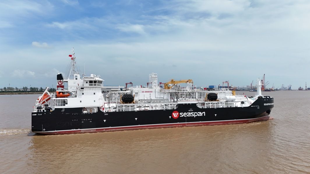 AES, Seaspan to launch Panama LNG bunkering ops in March 2025