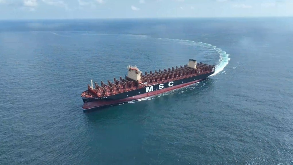 Yangzijiang won orders for 32 LNG-powered containerships this year