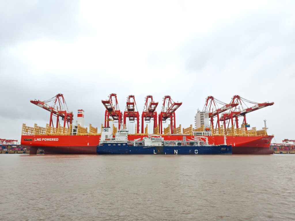 China’s SSES hits monthly LNG bunkering record