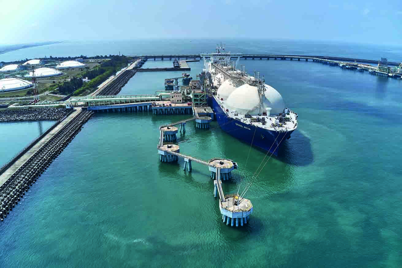 Taiwan ups LNG imports in January-November